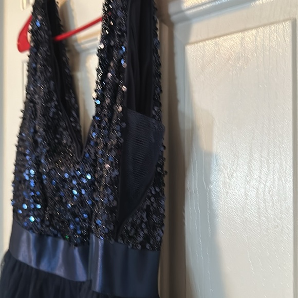 Beautiful Navy Blue Hi-Low tank style formal Evening Dress - Picture 5 of 9